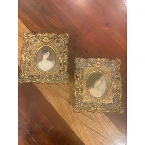 Vintage Cameo Creations x2  Victorian 4x4.5 gold frames, Oval Pictures